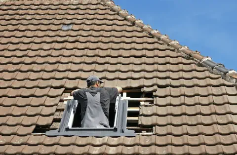 Pose de velux - Saint-Pierre-de-Mons